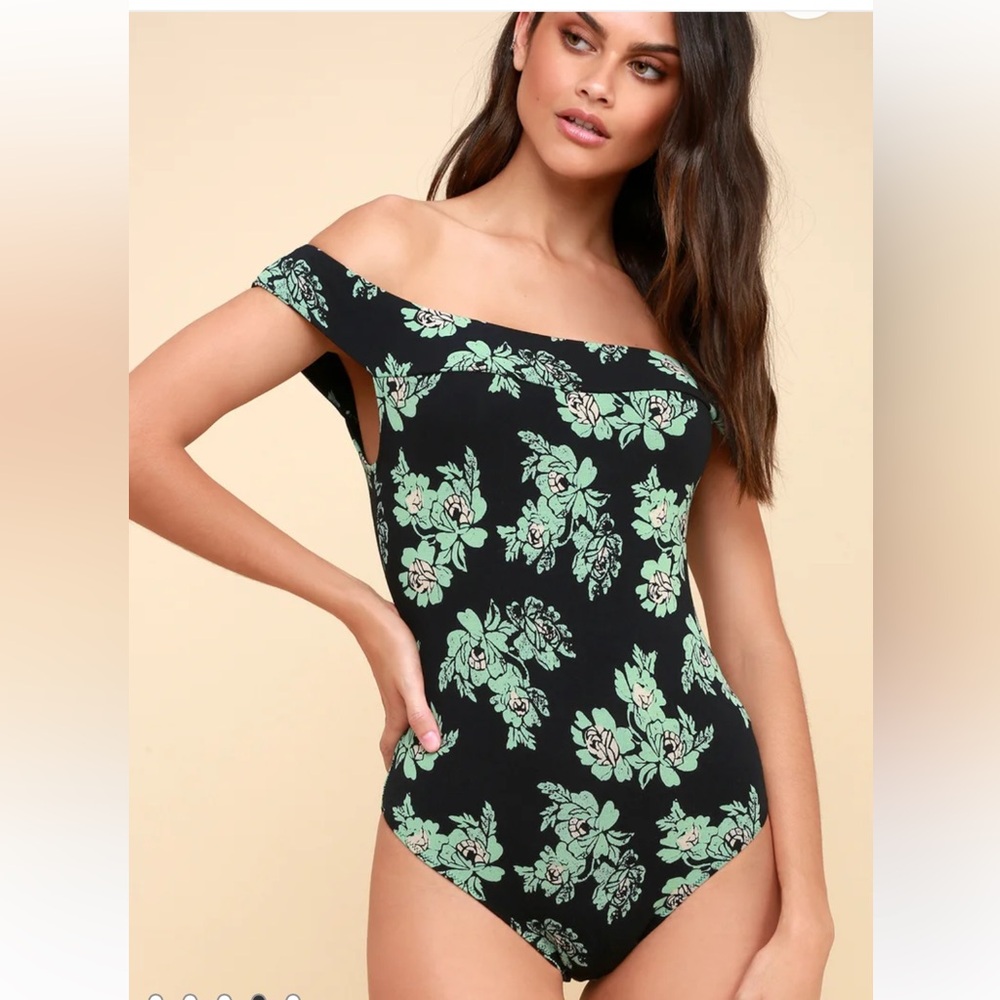 NWT Free People Off-Shoulder body suit SZ M